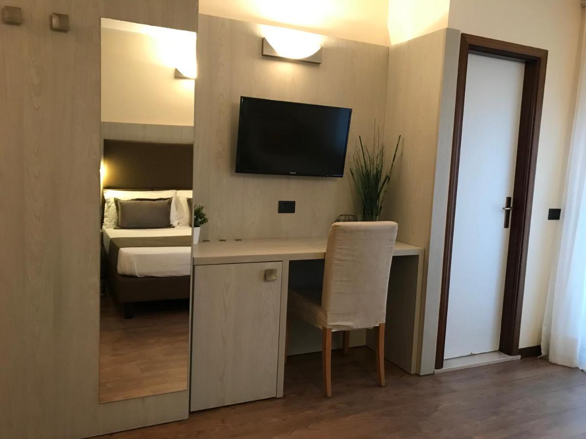 Golf Hotel Riccione Esterno foto