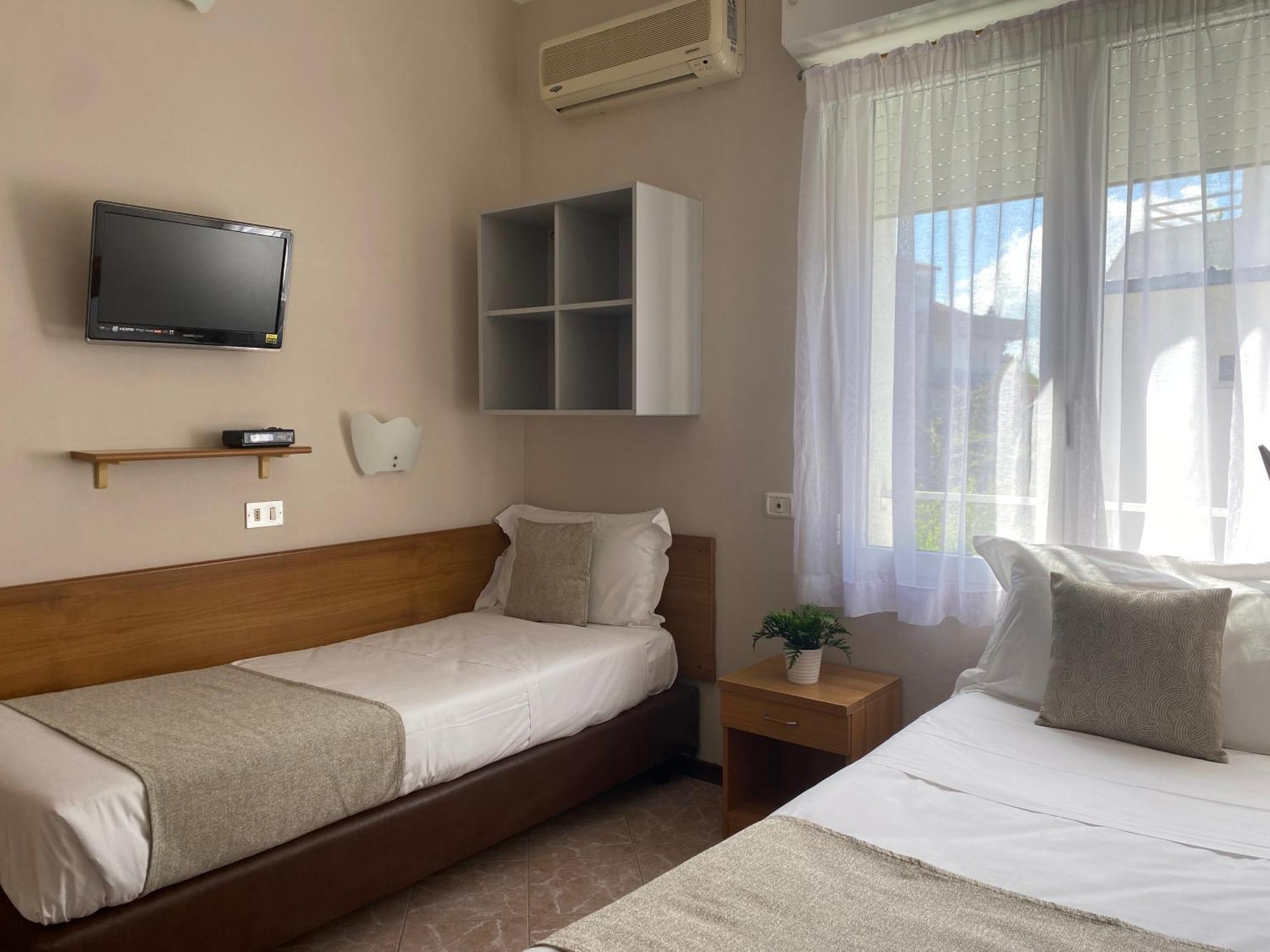 Golf Hotel Riccione Esterno foto